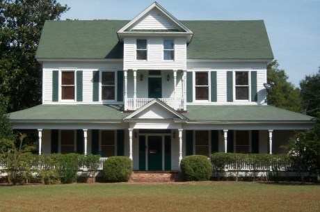 Cypress Inn Bed & Breakfast