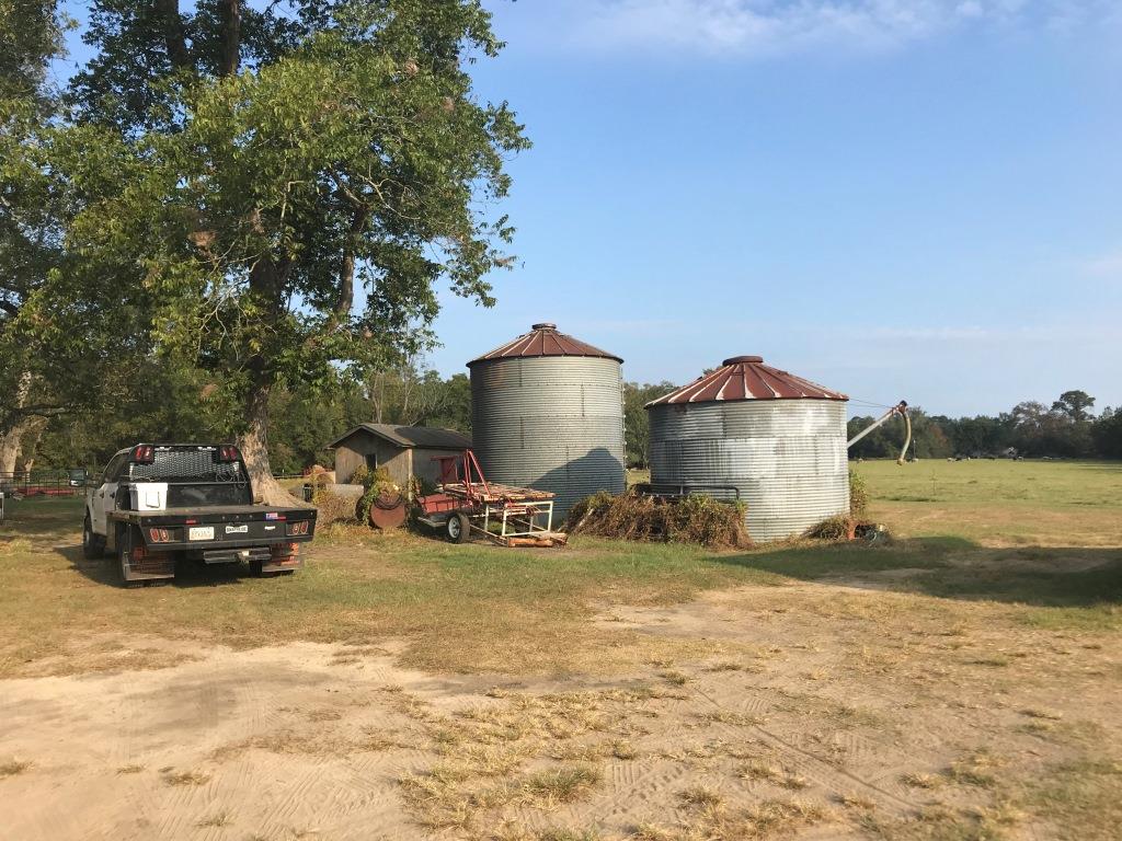 Captain Henderson Farm Photo