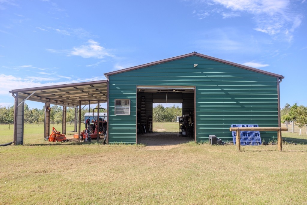 Wall Road Farm Photo