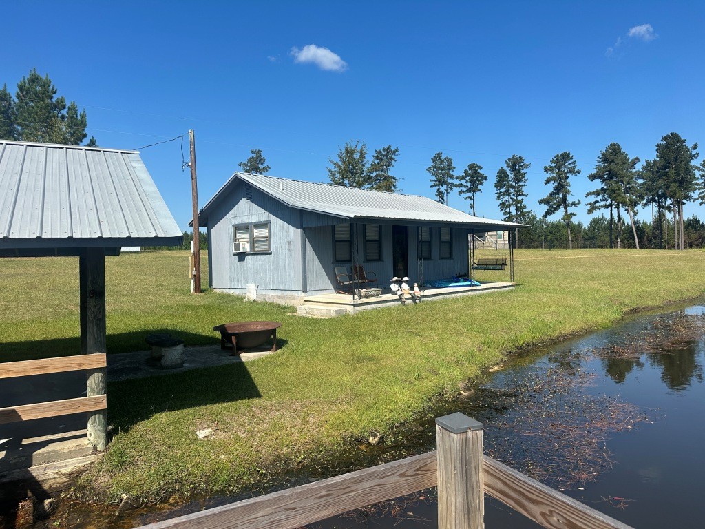 Hiltonia Lakes Photo