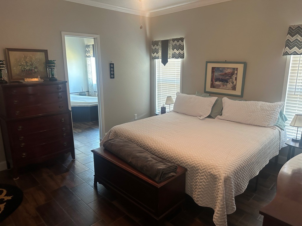 Hiltonia Lakes Photo