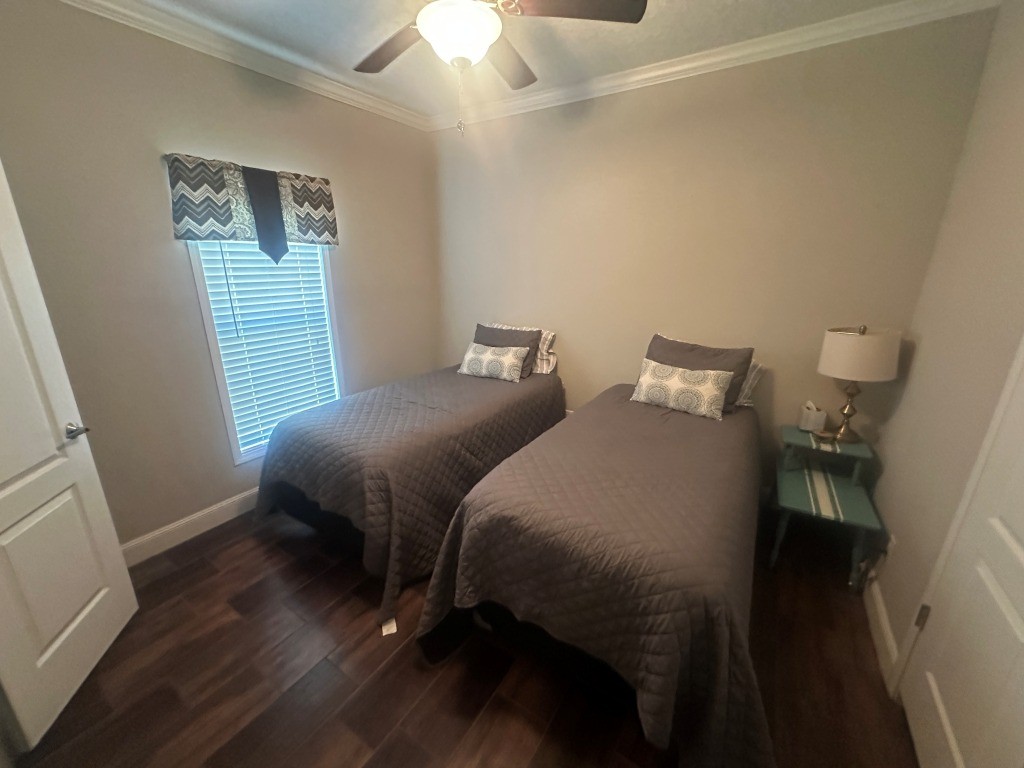 Hiltonia Lakes Photo