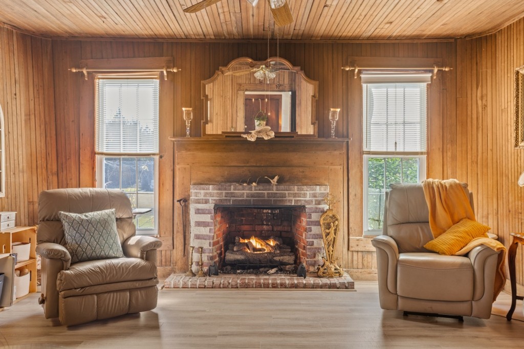 New Light Homeplace Photo