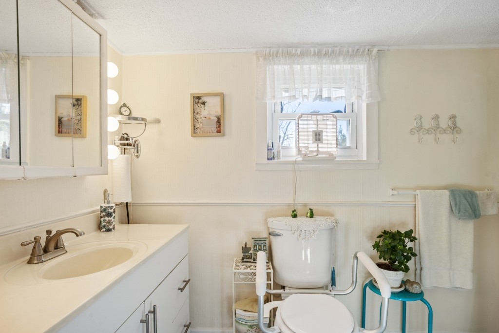 New Light Homeplace Photo