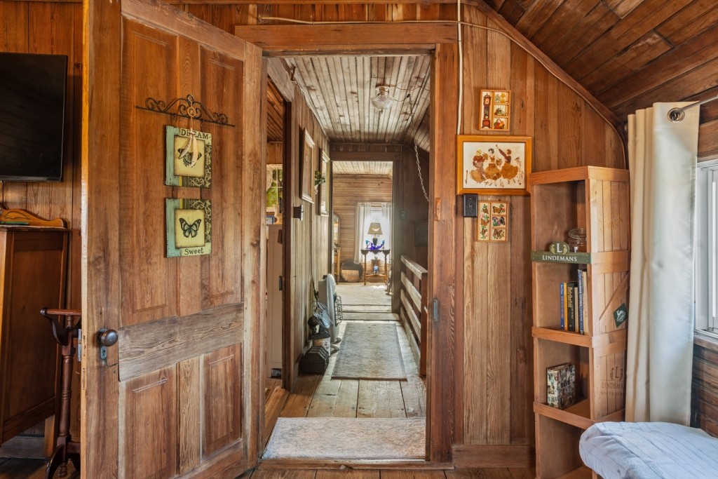 New Light Homeplace Photo