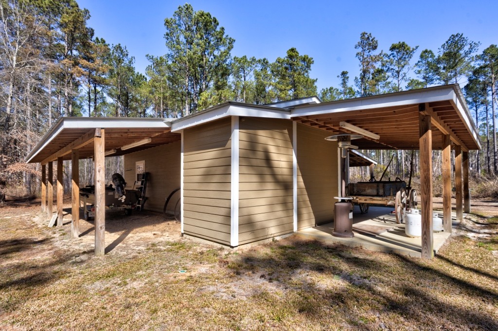 Lighter Knot Farm Photo