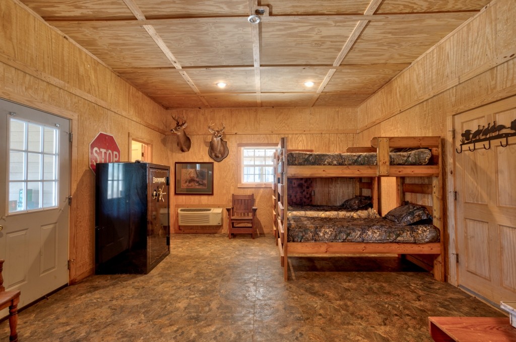 Lighter Knot Farm Photo