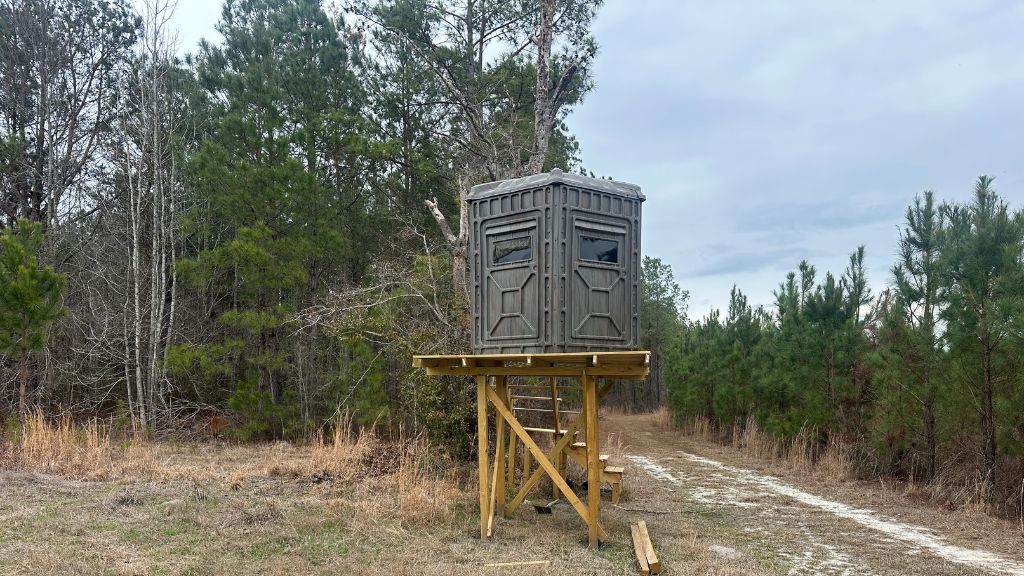 160 Landing Road Photo