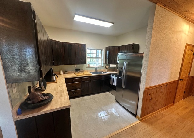 Jarrell Pond Place Photo