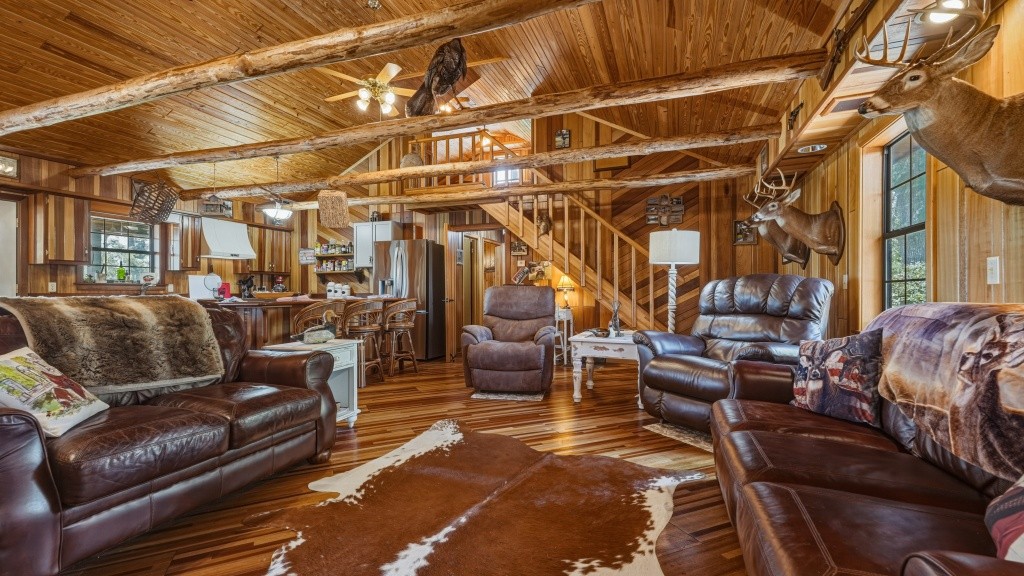 Lotts Creek Lodge Photo