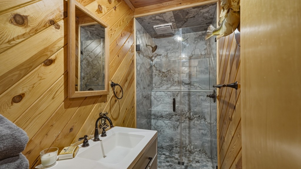 Lotts Creek Lodge Photo