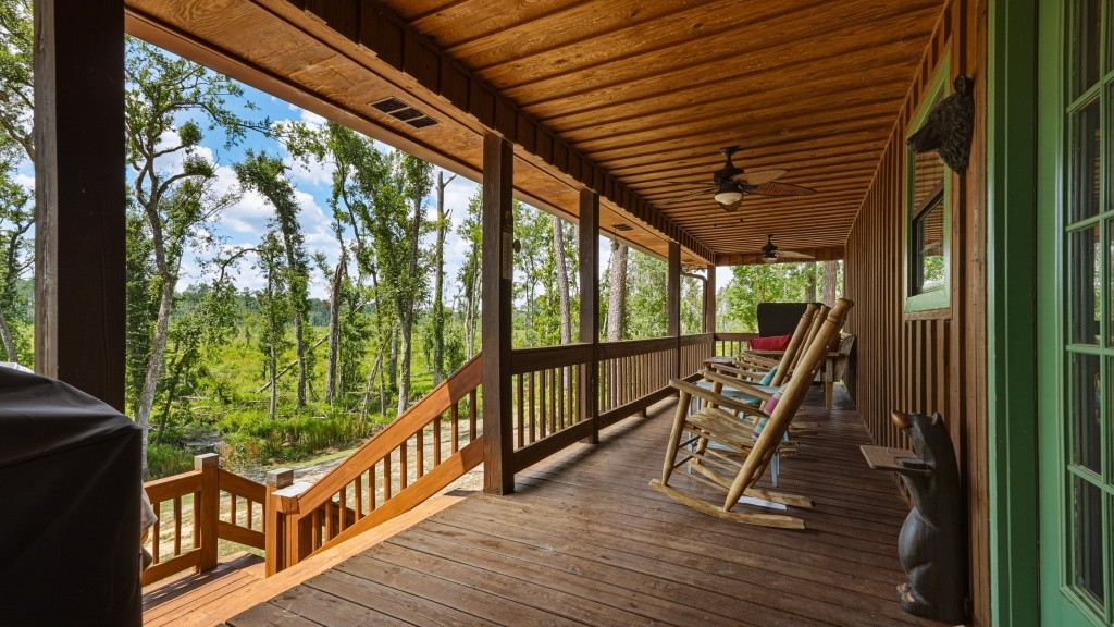 Lotts Creek Lodge Photo