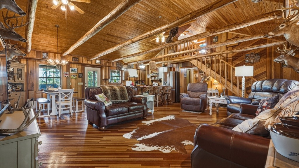 Lotts Creek Lodge Photo