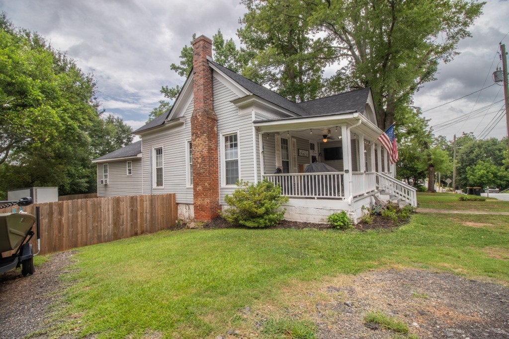 14 2nd Avenue Photo