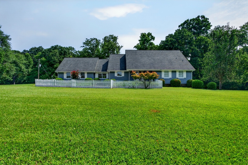 Briar Patch Farm Photo