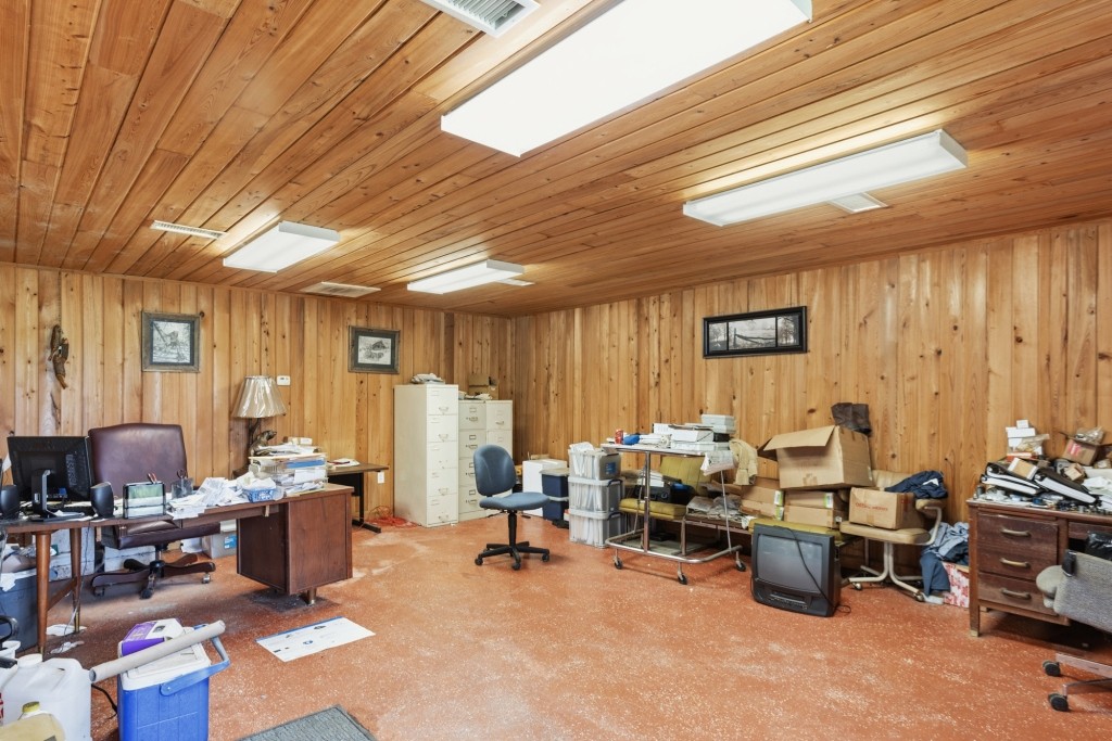 Tift County Commercial Building Photo