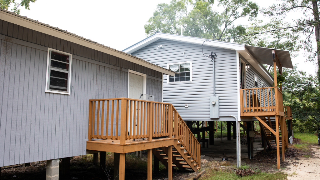 Riverview Rd Retreat Photo