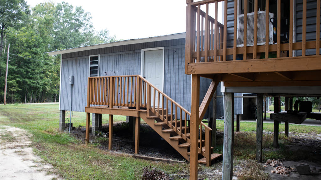Riverview Rd Retreat Photo