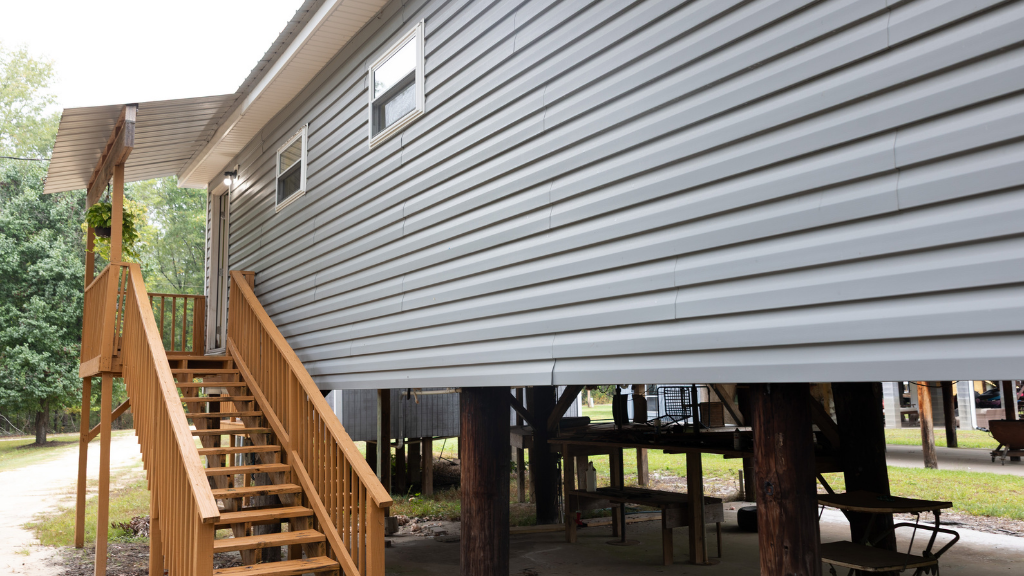 Riverview Rd Retreat Photo