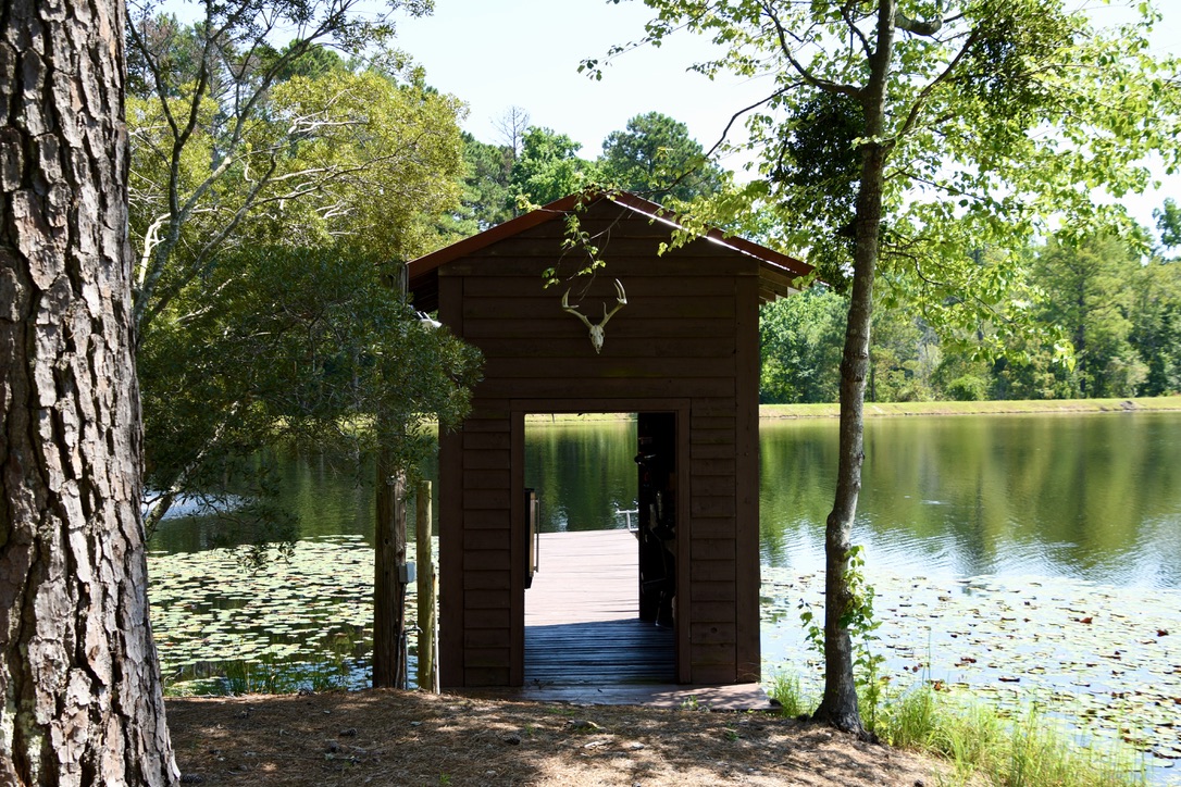 Water’s Edge Retreat Photo