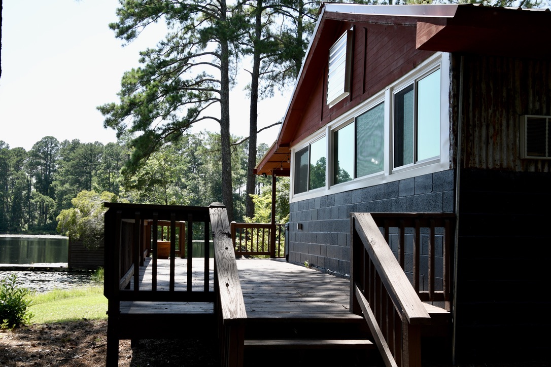 Water’s Edge Retreat Photo