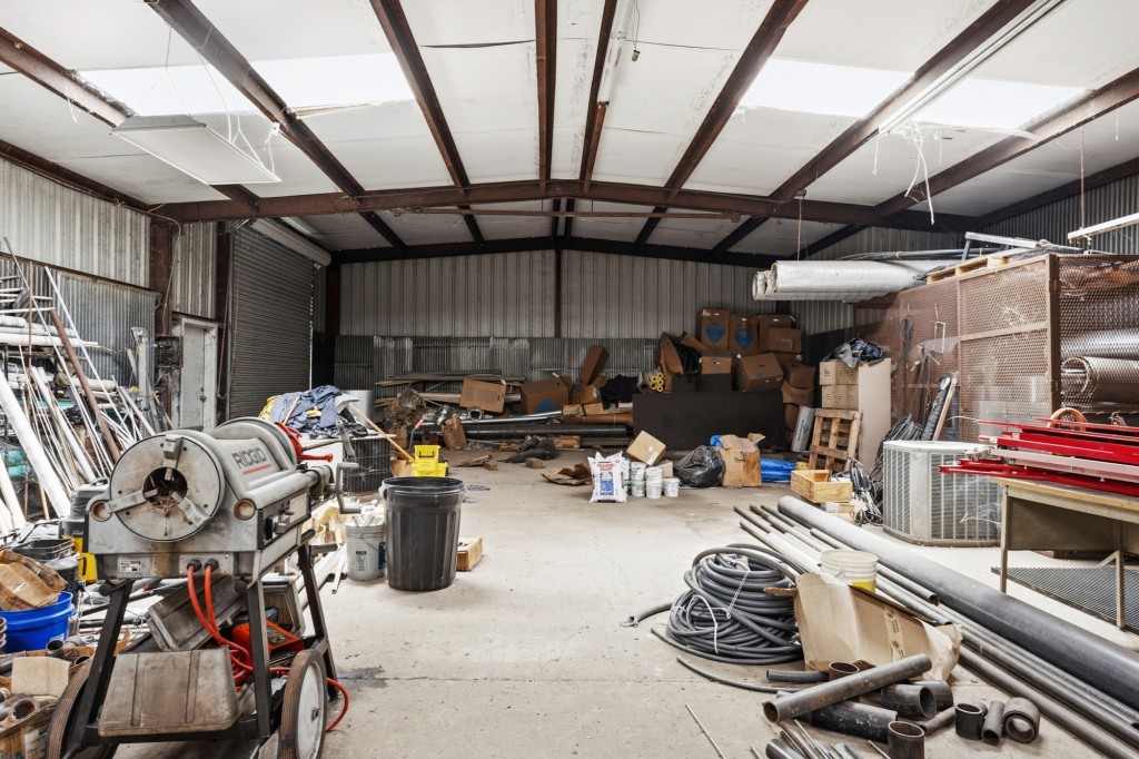 Tift County Commercial Building Photo