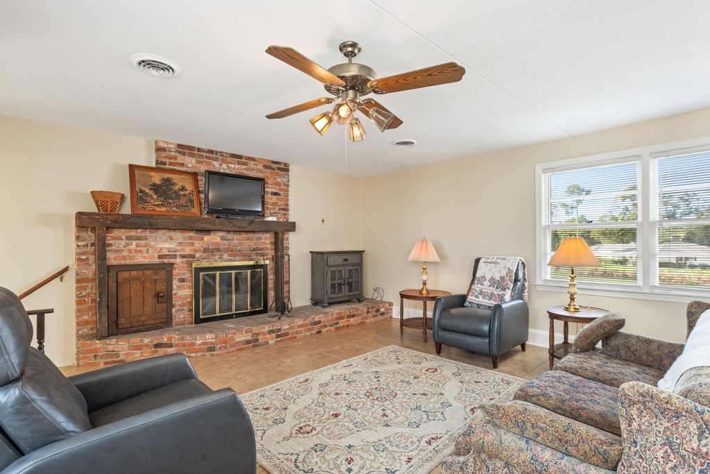 407 Westgreen Road Photo