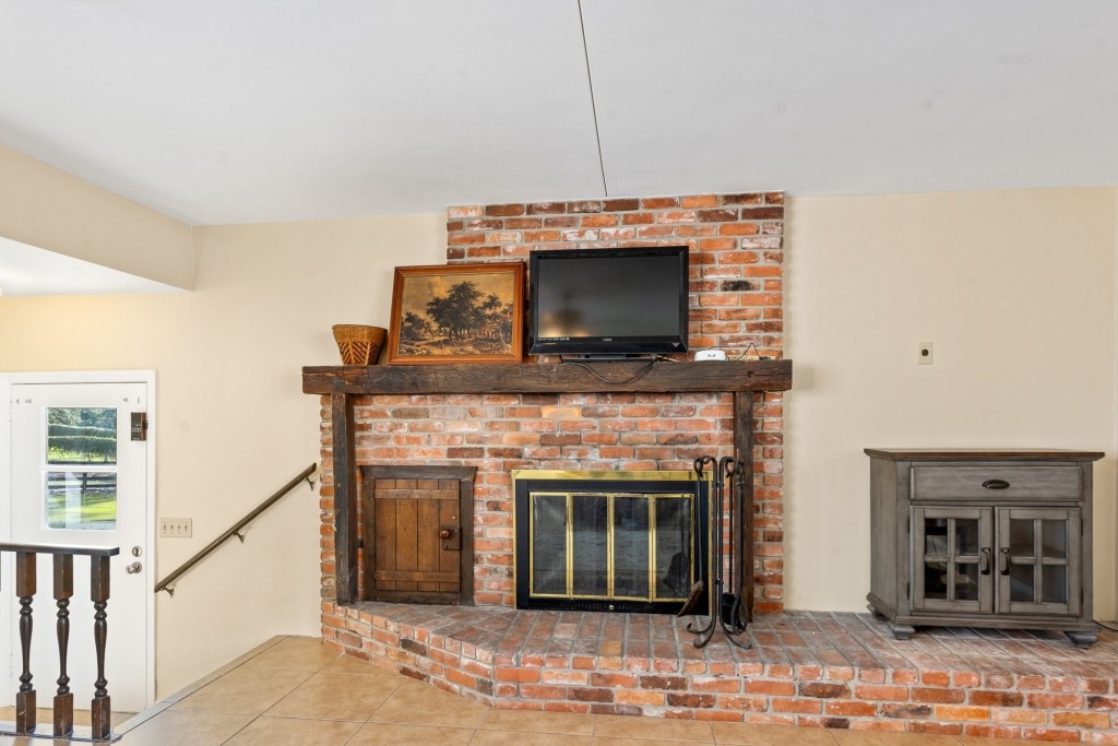 407 Westgreen Road Photo